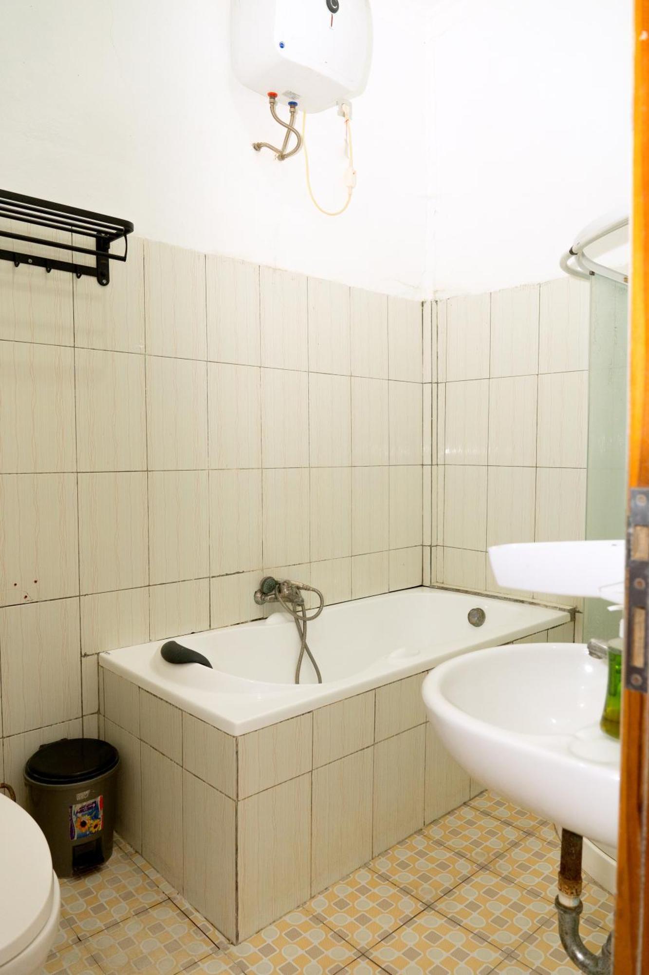 Hotel Green Prundi Labuan Bajo Dış mekan fotoğraf