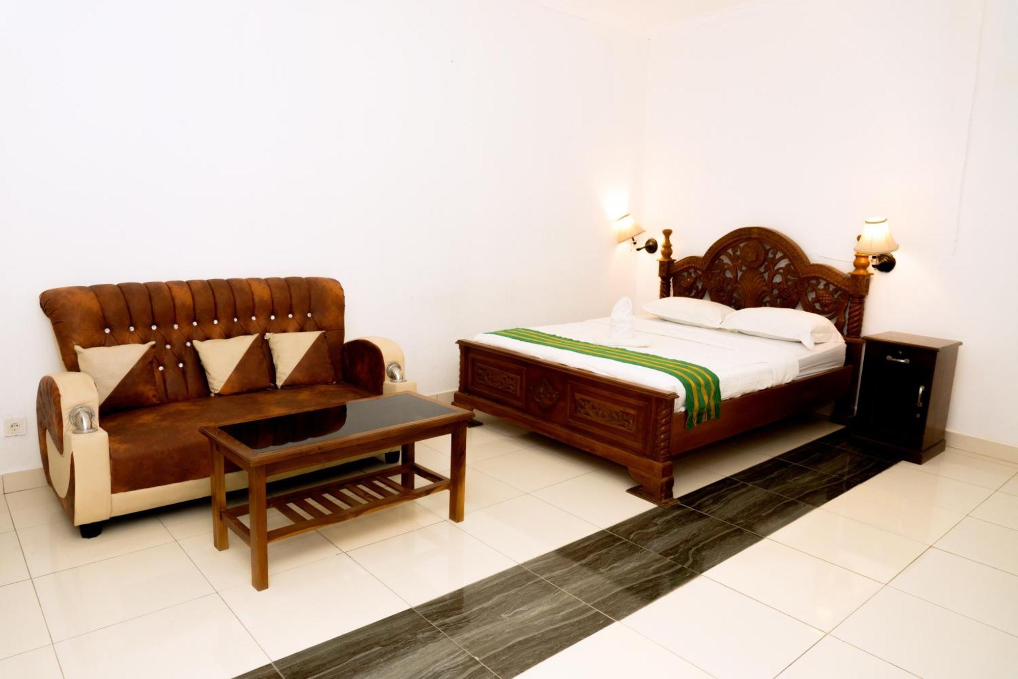Hotel Green Prundi Labuan Bajo Dış mekan fotoğraf
